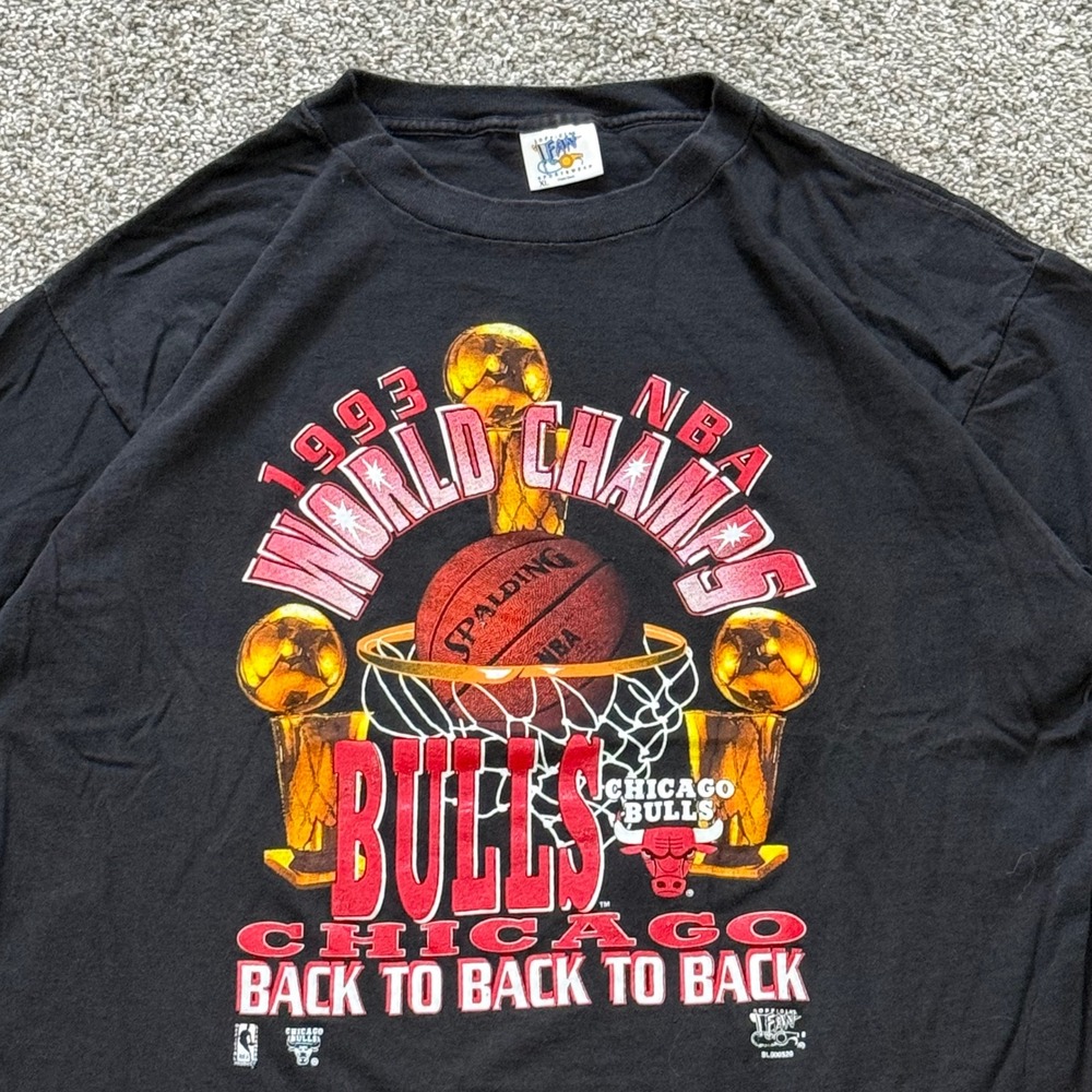 Vintage 1993 Chicago Bulls‎ World Champions 3-Peat T-Shirt Mens XL Single Stitch